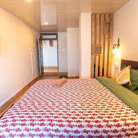 دارجيلنغ Monratino Himadrie -2 Mins Walk From Mall Road - All Rooms Have Kanchenjunga Mountain View المظهر الخارجي الصورة
