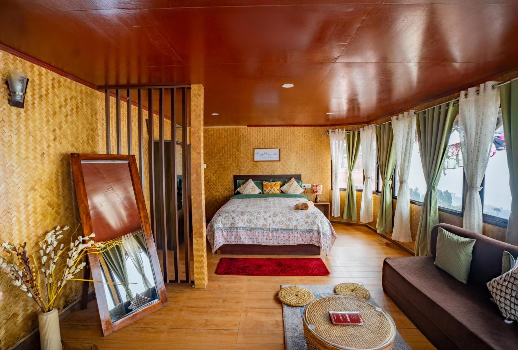 دارجيلنغ Monratino Himadrie -2 Mins Walk From Mall Road - All Rooms Have Kanchenjunga Mountain View المظهر الخارجي الصورة
