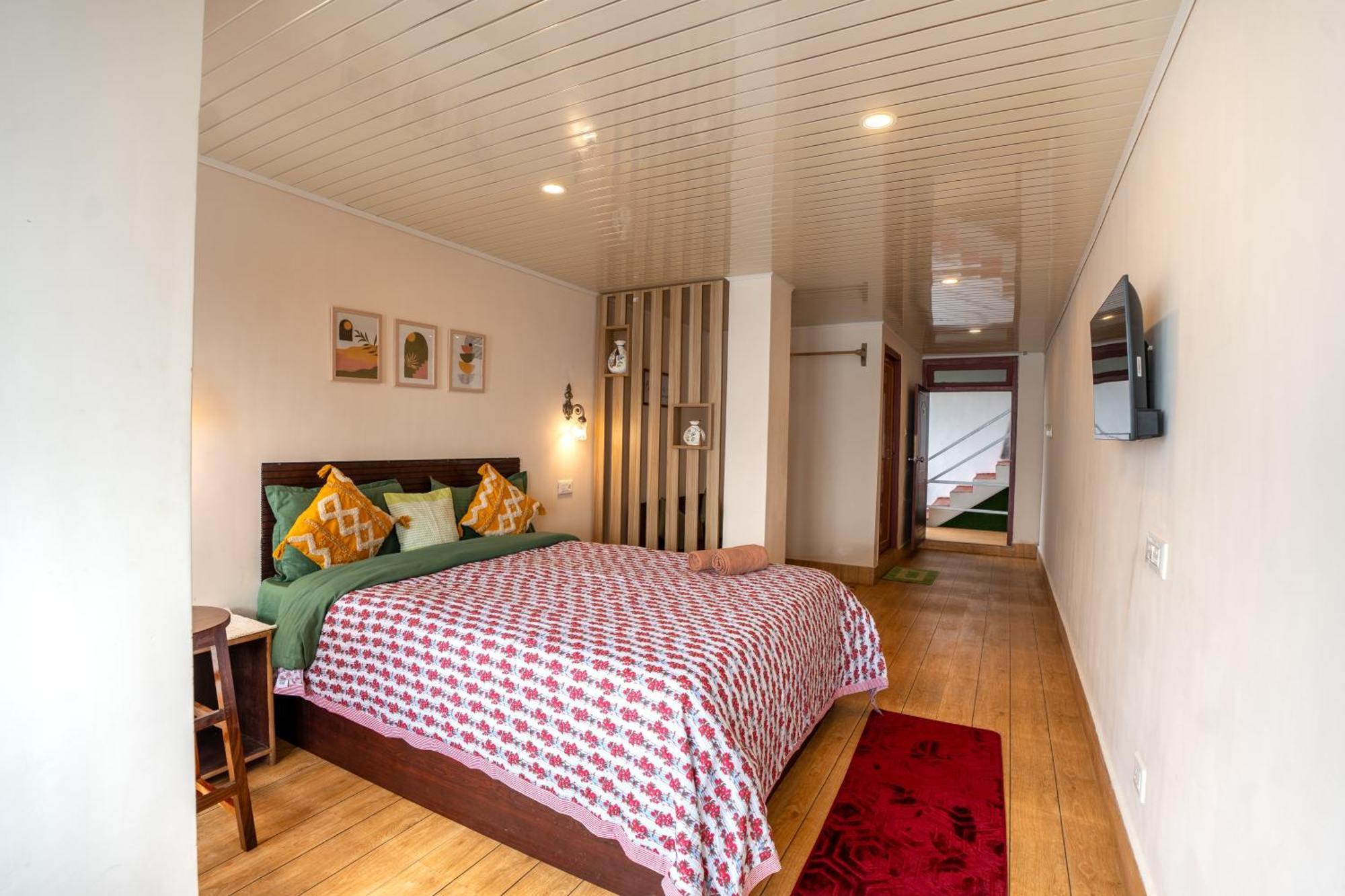 دارجيلنغ Monratino Himadrie -2 Mins Walk From Mall Road - All Rooms Have Kanchenjunga Mountain View المظهر الخارجي الصورة