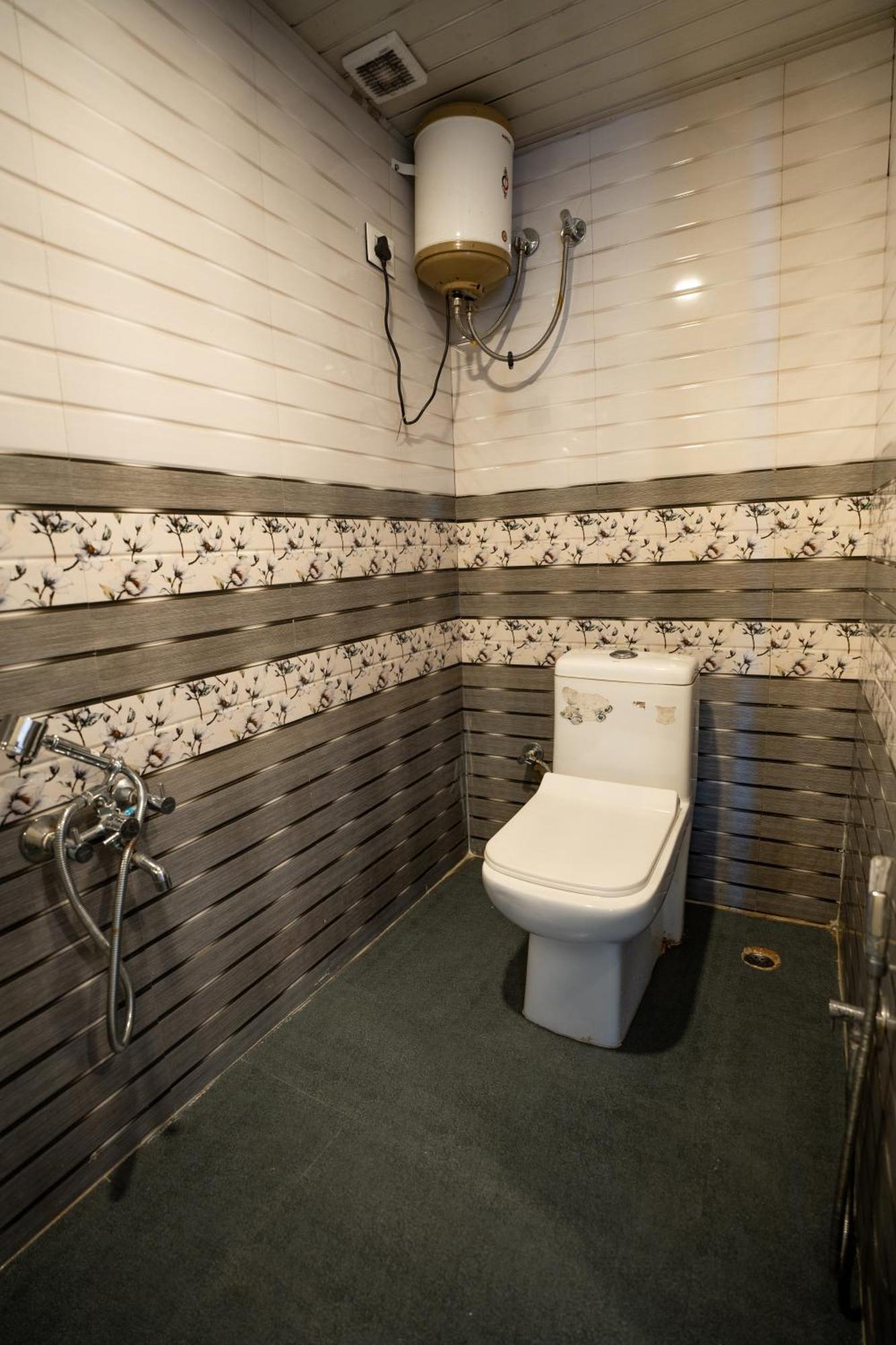 دارجيلنغ Monratino Himadrie -2 Mins Walk From Mall Road - All Rooms Have Kanchenjunga Mountain View المظهر الخارجي الصورة